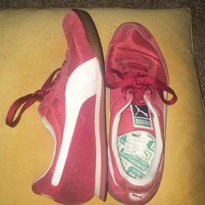 Vintage Puma Sneakers